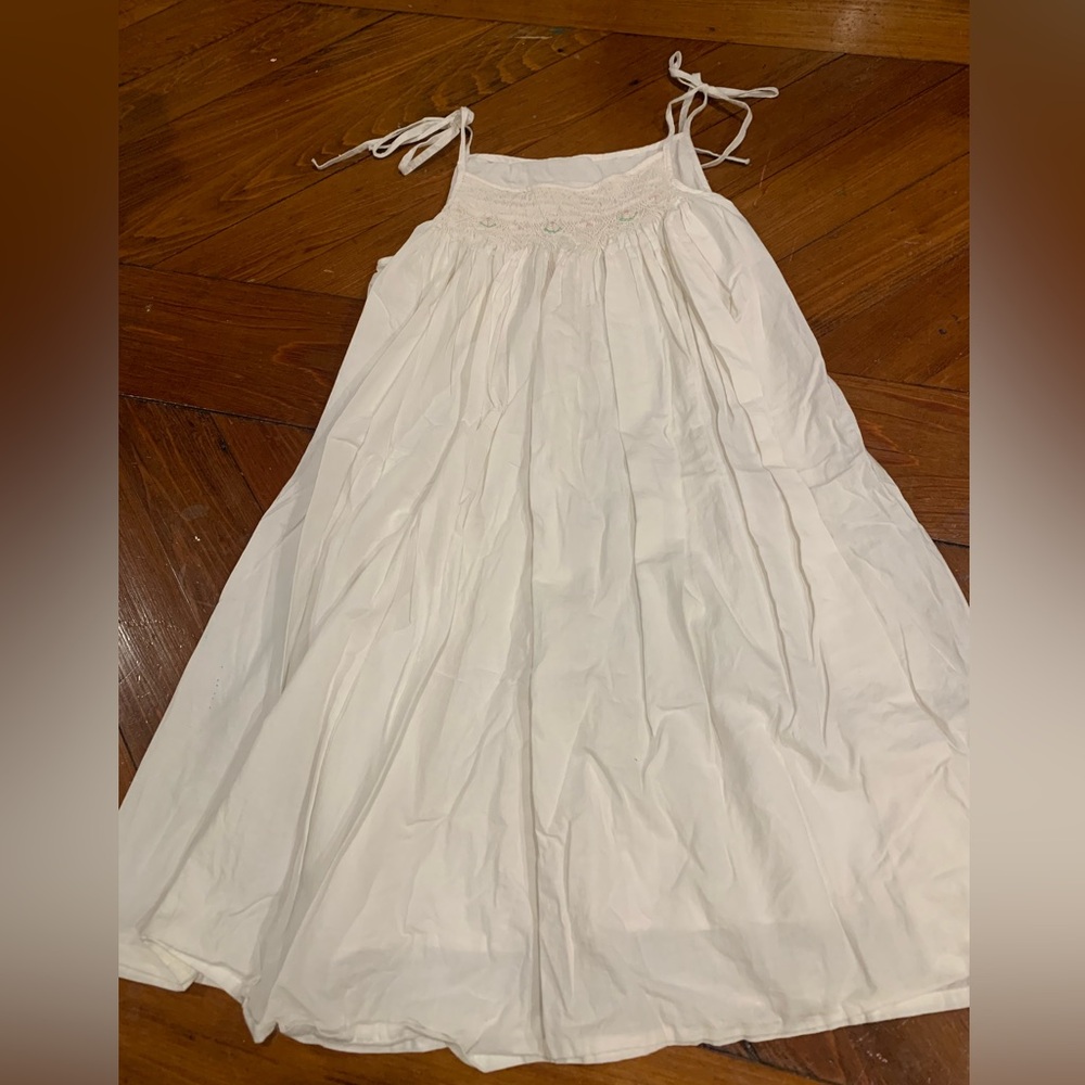 Smocked dress. Girls size 6.
